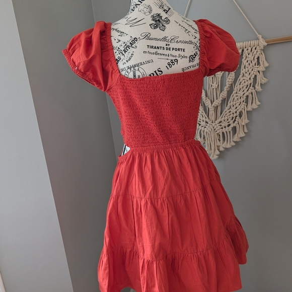 Chic Scarlet Mini Dress Retrod Medium - Picture 3 of 6